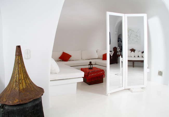 Living room of the white house, Oia Santorini,GR